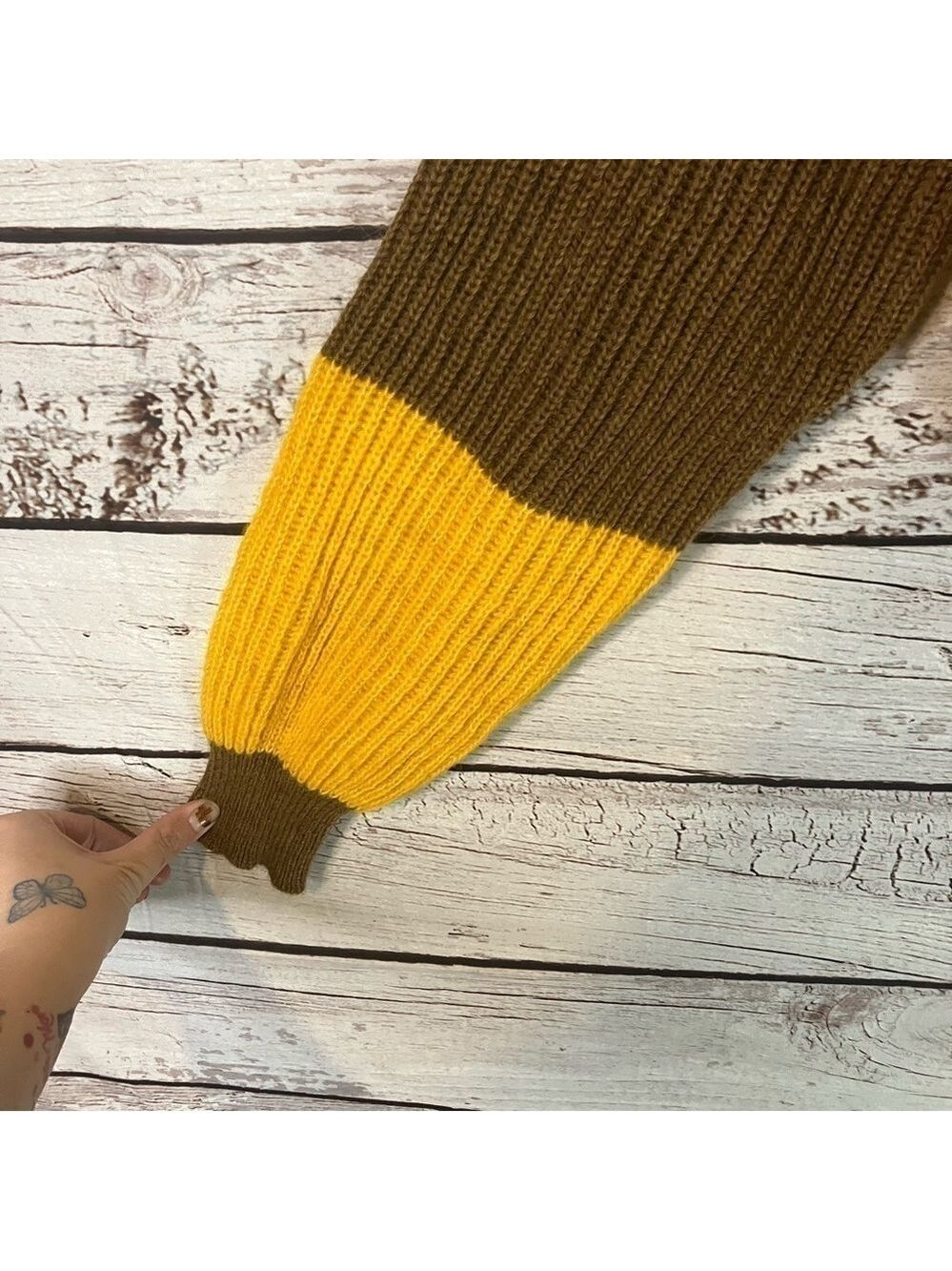 TACH Ribbed Long Sleeve Color Block Long Sleeve Sweater - Picture 6 of 10